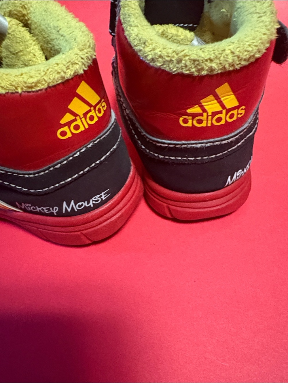 Lot of 2 Baby Shoes
Mickey Mouse Adidas
Tiger ASICS - Picture 3 of 7